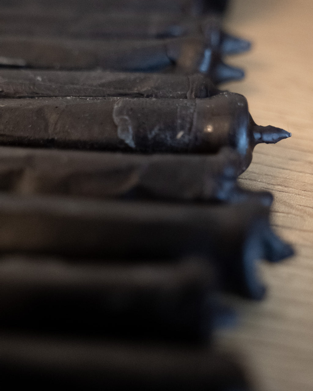 Blut Noir Pour I - Ashen Black ritual candle